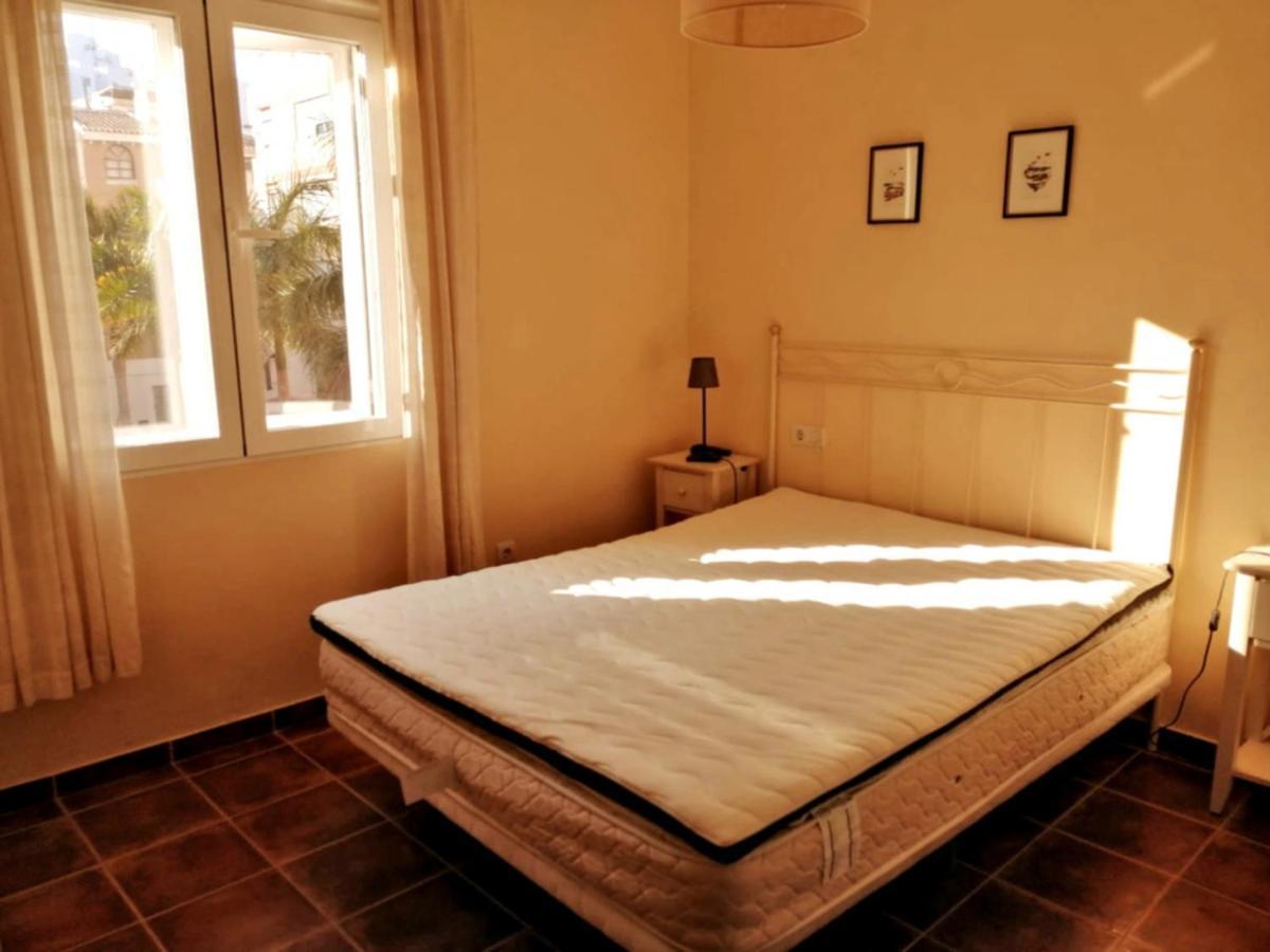 At The Center & Very Close To The Paseo Beach, With Double Garage, Renovated And Fully Equipped Apartment Almuñécar Екстериор снимка